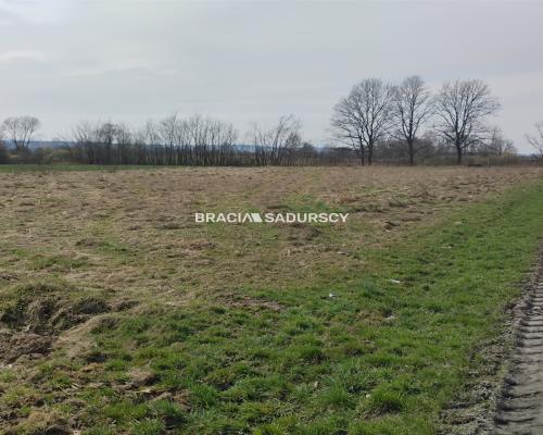 30 ar działek budowlanych, gm. Czernichów