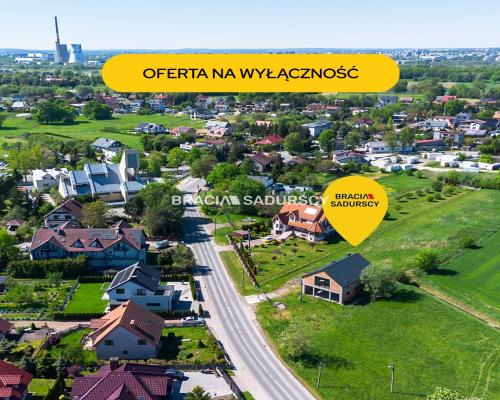 Działka z budynkiem usługowym (240m2) / 12 ar