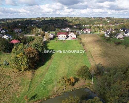 Działka budowlana w Zawadzie gm. Myślenice. Oferujemy do sprzedaży atrakcyjne, widokowe działki budowlane o powierzchni 700 m2