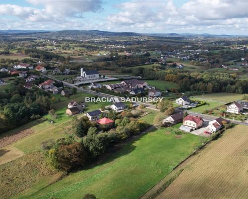 Działka budowlana w Zawadzie gm. Myślenice. Oferujemy do sprzedaży atrakcyjne, widokowe działki budowlane o powierzchni 700 m2