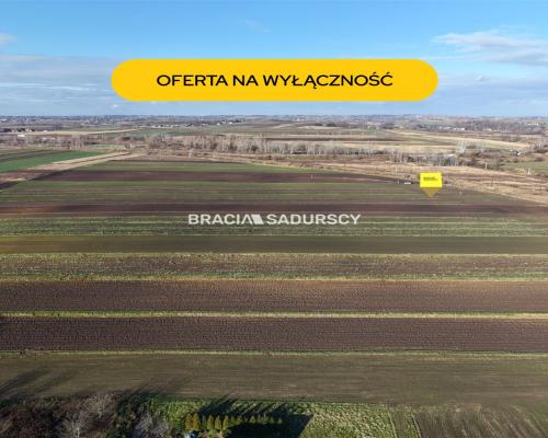 Działka budowlana o pow. 13 ar. w Krakowie.  Przedmiotem oferty jest nieruchomość gruntowa niezabudowana o nr ew.  52/1  położ