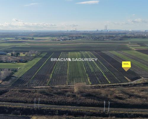 Działka budowlana o pow. 18 ar. w Krakowie.  Przedmiotem oferty jest nieruchomość gruntowa niezabudowana o nr ew.  54/1  położ
