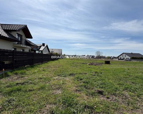 Atrakcyjna działka ul. Księdza Trockiego 6,16 a.