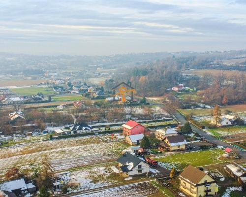 Działka budowlana na sprzedaż - Stadniki, gmina Dobczyce - 95 000 zł   Na sprzedaż oferujemy urokliwie położoną działkę budow
