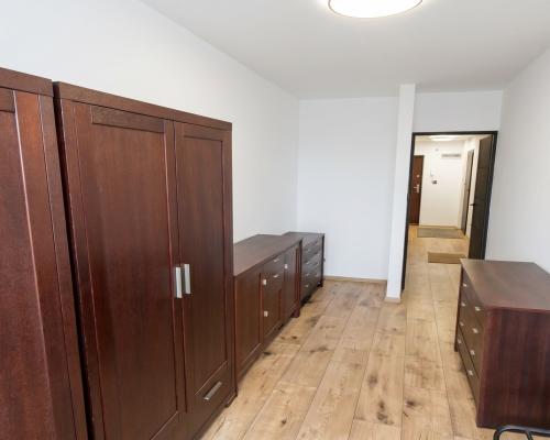 Arkadia Nieruchomości prezentuje komfortowe mieszkanie w samym Centrum miasta - 3 pokoje, balkon, świetna lokalizacja  Na spr