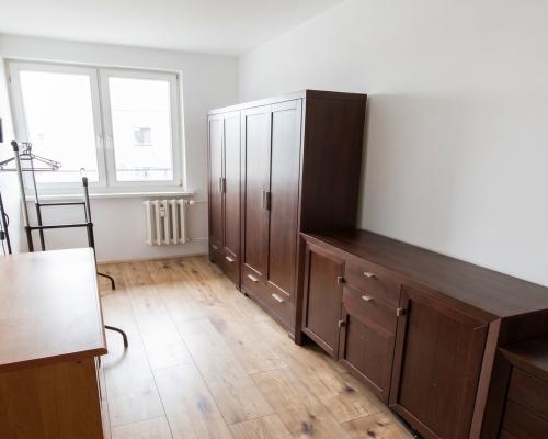 Arkadia Nieruchomości prezentuje komfortowe mieszkanie w samym Centrum miasta - 3 pokoje, balkon, świetna lokalizacja  Na spr