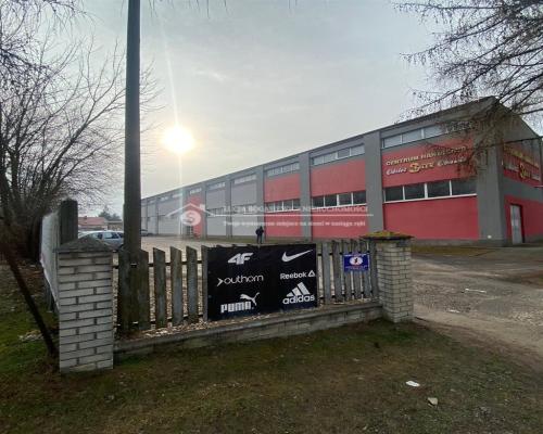 Do sprzedania budynek handlowo-usługowy o pow. 2000 m2 usytuowany na działkach o łącznej pow. 4800 m2 w miejscowości Leżajsk pr