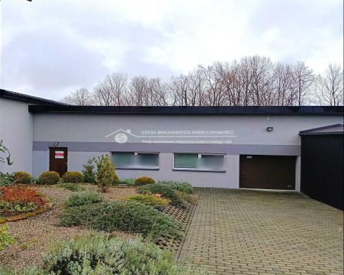 Hala + biura + wiata - 218 m² | Doskonała lokalizacja | Kamienica, Bielsko-Biała   Idealne na: szkołę tańca, cichą dział