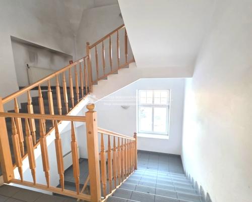 Nowoczesny lokal biurowy 57 m² z serwerownią i parkingiem - Bielsko-Biała, ul. Komorowicka 39  Do wynajęcia komfortowy i