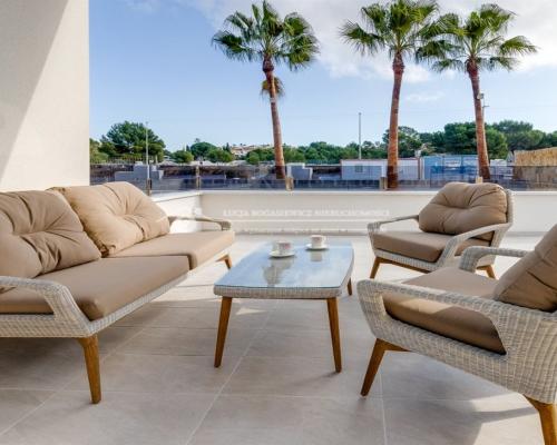Luksusowy apartament w Orihuela Costa.   Całkowicie wykończony, piękny, jasny i przestronny apartament z 2 sypialniami, prywa