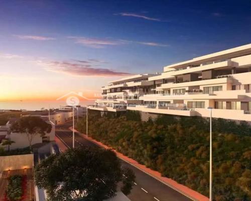KOMPLEKS MIESZKANIOWY W LAS LAGUNAS DE MIJAS    Wspaniały kompleks mieszkaniowy z widokiem na morze składa się z 82 nieruchom