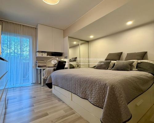 Na sprzedaż: 3-pokojowe mieszkanie 61,10 m² z dwoma balkonami i garażem | Zielona okolica | Wysoki parter  Zapraszamy do