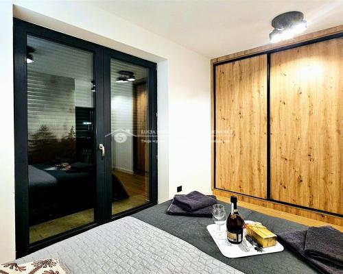 Nowa nizsza cena! Na sprzedaż apartament o powierzchni ok. 50 m², zlokalizowany w nowoczesnym budynku z 2024 roku, położo