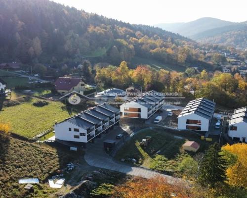 Nowa nizsza cena! Na sprzedaż apartament o powierzchni ok. 50 m², zlokalizowany w nowoczesnym budynku z 2024 roku, położo