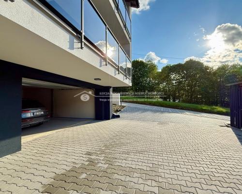 Nowa nizsza cena! Na sprzedaż apartament o powierzchni ok. 50 m², zlokalizowany w nowoczesnym budynku z 2024 roku, położo