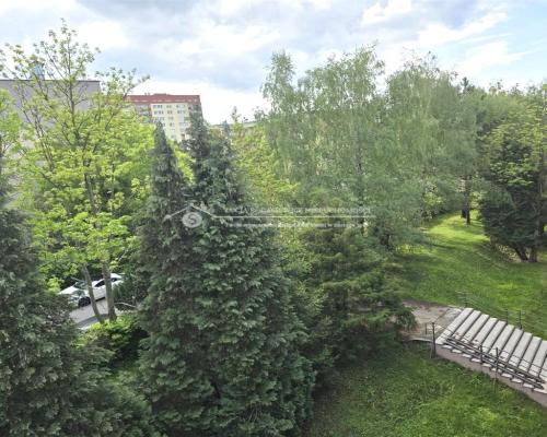 Przytulna kawalerka z dużym balkonem | Bielsko-Biała | Os. Wojska Polskiego  Bielsko-Biała, ul. Czwartaków Cena: 259