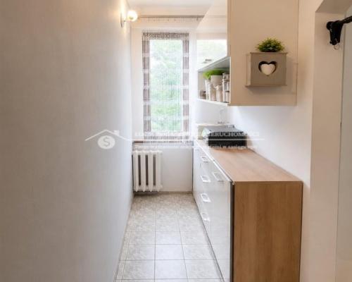 Przytulna kawalerka z dużym balkonem | Bielsko-Biała | Os. Wojska Polskiego  Bielsko-Biała, ul. Czwartaków Cena: 259
