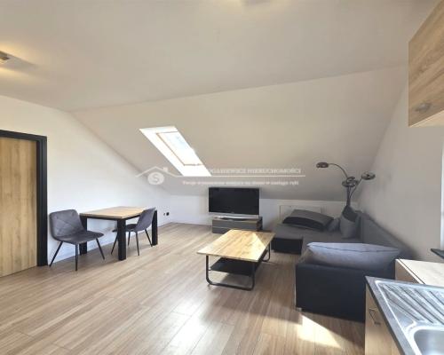 Mieszkanie na wynajem - 34 m² | 1 sypialnia + salon z aneksem | Parking w cenie   Do wynajęcia komfortowe mieszkanie o p