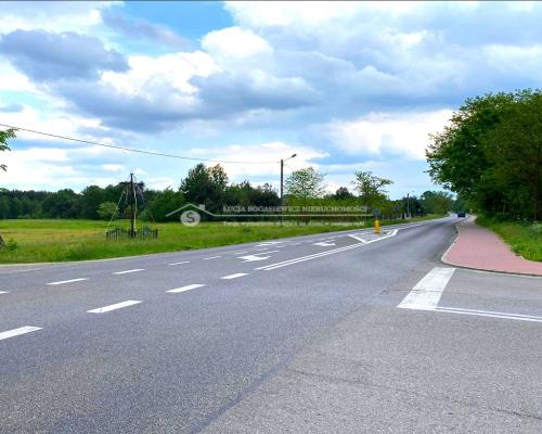 Na sprzedaż działka budowlana o pow. 41 064  m2. W dobrej lokalizacji drogi powiatowej prowadzącej na Nisko, Stalową Wolę.