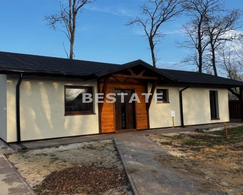 Nowy domek 70 m2, wykończony do zamieszkania.