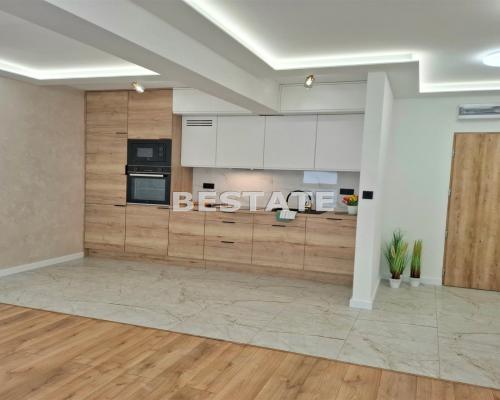 Apartament wykończony "pod klucz", parking