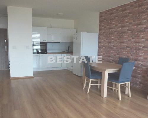 Nowe M-3 winda, miejsce postojowe, balkon