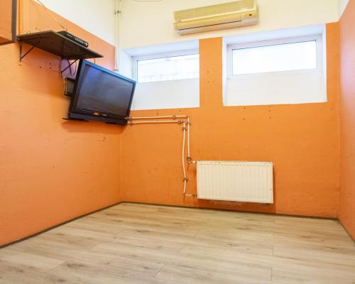 Lokal - Hala 180m2, działka 1200m2