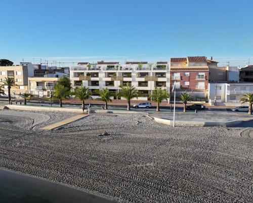 Nowoczesny apartament w pierwszej linii w Lo Pagan