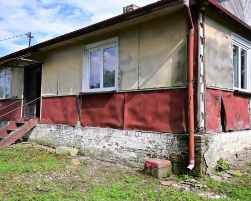 Radomirka - dom i budynki gosp. + ponad 1ha gruntu
