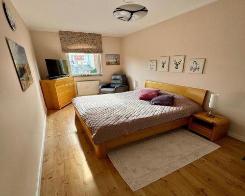 120 m2 własnej przestrzeni w budynku z 2006r