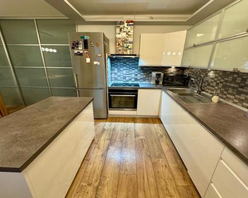 120 m2 własnej przestrzeni w budynku z 2006r