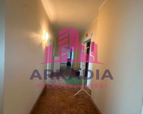 Mieszkanie 69,40 m² z DWOMA GARAŻAMI – Dobrocin