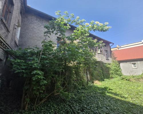 Kamienica pod inwestycję w centrum Nakła
