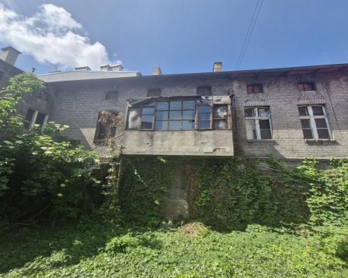 Kamienica pod inwestycję w centrum Nakła