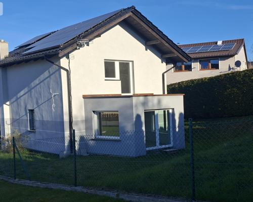 Dom Przywidz – cisza, natura i biznes w jednym mie