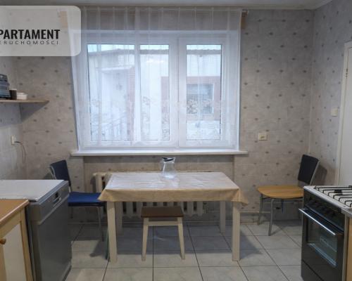 Dom z dwoma mieszkaniami i ogrodem – Mrocza