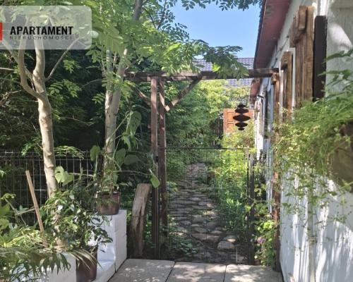 Gospodarstwo z Domem i Ogrodem
