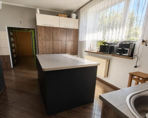 Urokliwy dom na wsi- Goryń