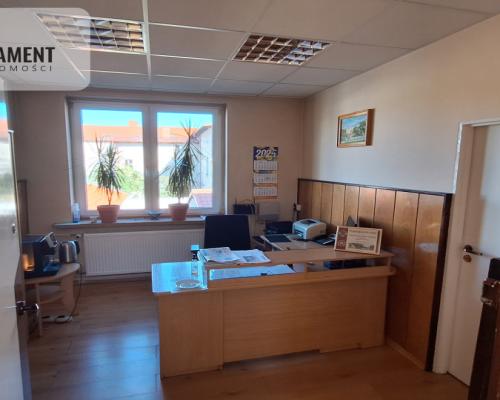 Budynek biurowo- administracyjny! Duży potencjał!