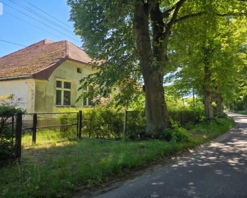 * Dom z duszą! Dawna szkoła pod usługi-Iwno 400 m2