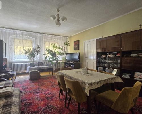 * Dom z duszą! Dawna szkoła pod usługi-Iwno 400 m2