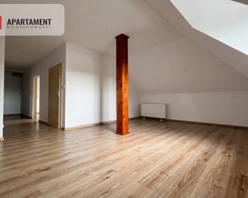 * Ustawna kawalerka 36,7m2 z dużą kuchnią