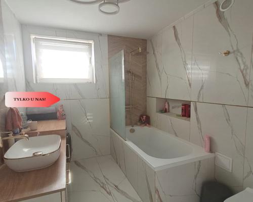 3 pokoje 69m², 1. piętro, po remoncie | Rajkowy