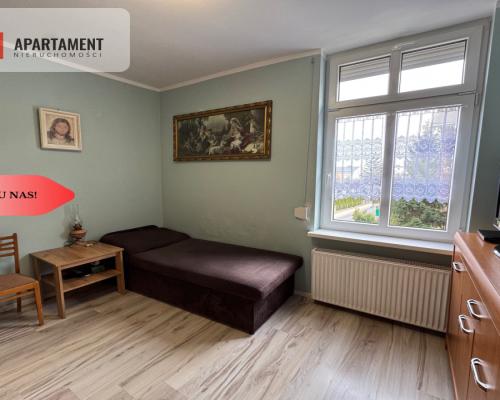 Duże 3 pokojowe mieszkanie z murowanym garażem