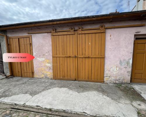 Duże 3 pokojowe mieszkanie z murowanym garażem