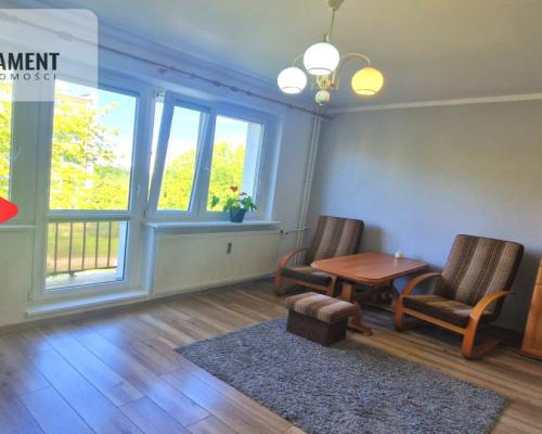 3 pokoje ,balkon, miejsce parkingowe