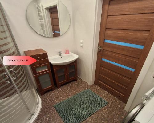 Pierwszy najem/ balkon/ komórka/ miejsce postojowe