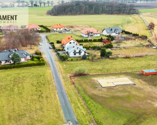 Działka Kotomierz. Media, asfalt, 1600m2