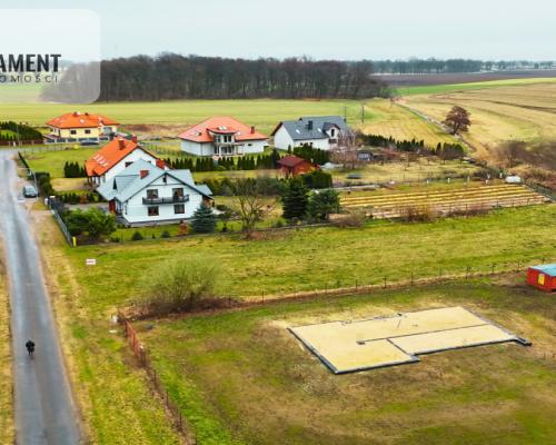 Działka Kotomierz. Media, asfalt, 1600m2