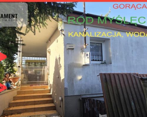 Rod Myślęcinek, domek murowany kanalizacja woda